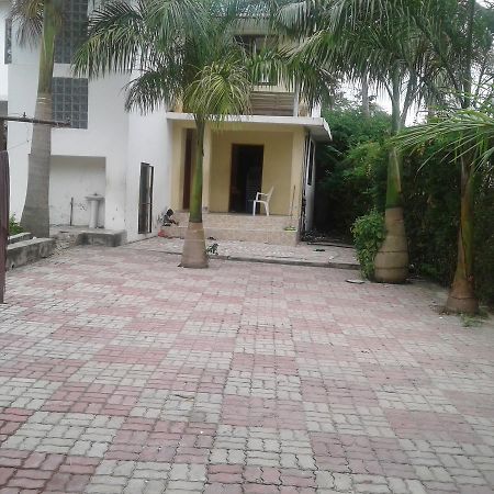 Jj & Je Family House Dar es Salaam Exterior foto